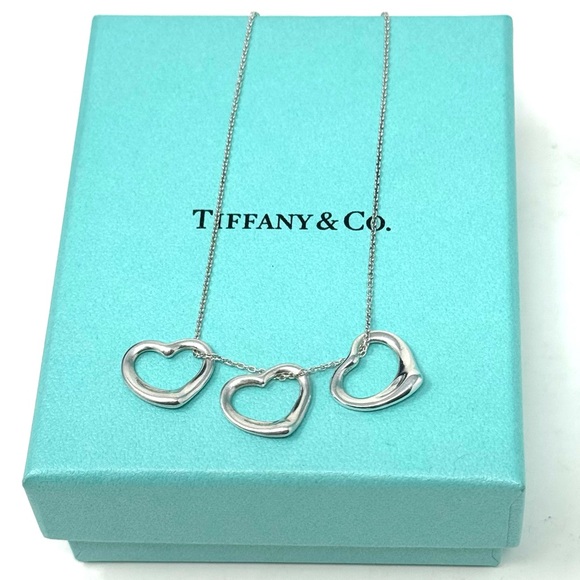 Authentic.Tiffany & Co. Elsa Peretti 3P Triple Open Hearts Necklace.